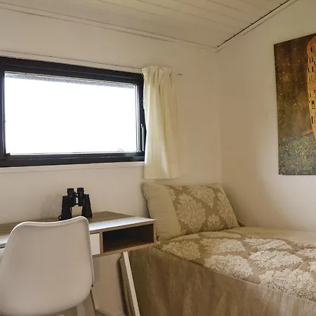 בית נופש Three-bedroom Holiday In *